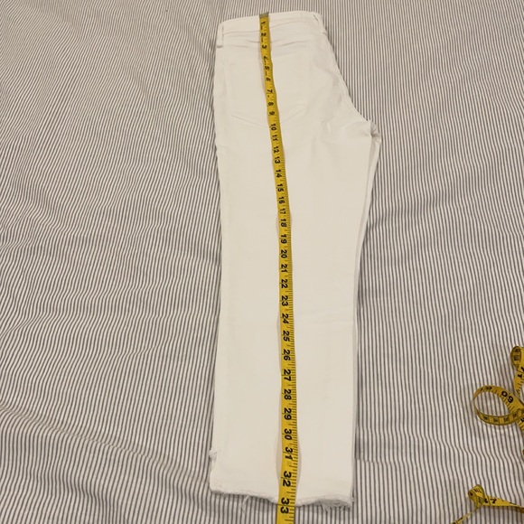 ABERCROMBIE & FITCH: Denim x 2 - Picture 10 of 10